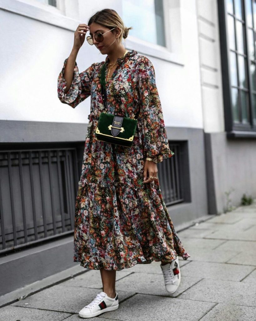 robe mi longue avec bottes